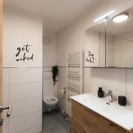Alpine - Ski, & Apartamento Zell am See